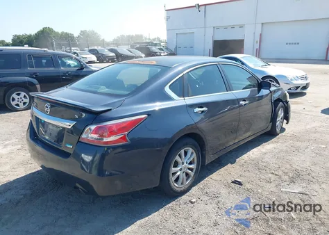 2014 Nissan Altima 2.5 S z USA, uszkodzony, nr VIN 1N4AL3AP0EC285805